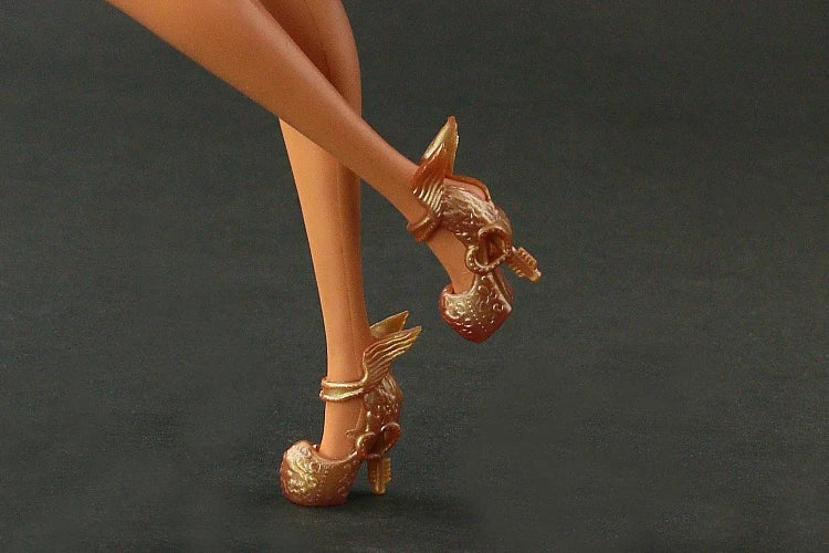 RPH RUHERW 10 pair / lot Fashion Feature wing shoes for 30cm FR doll New unique short boots 1 /6 Doll Accessories toy  girl gift