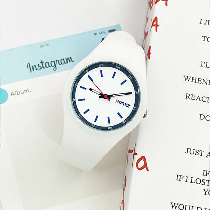 New silicone quartz watch, fashionable, cute, trendy, waterproof, daily wear, sports, simple couple watch